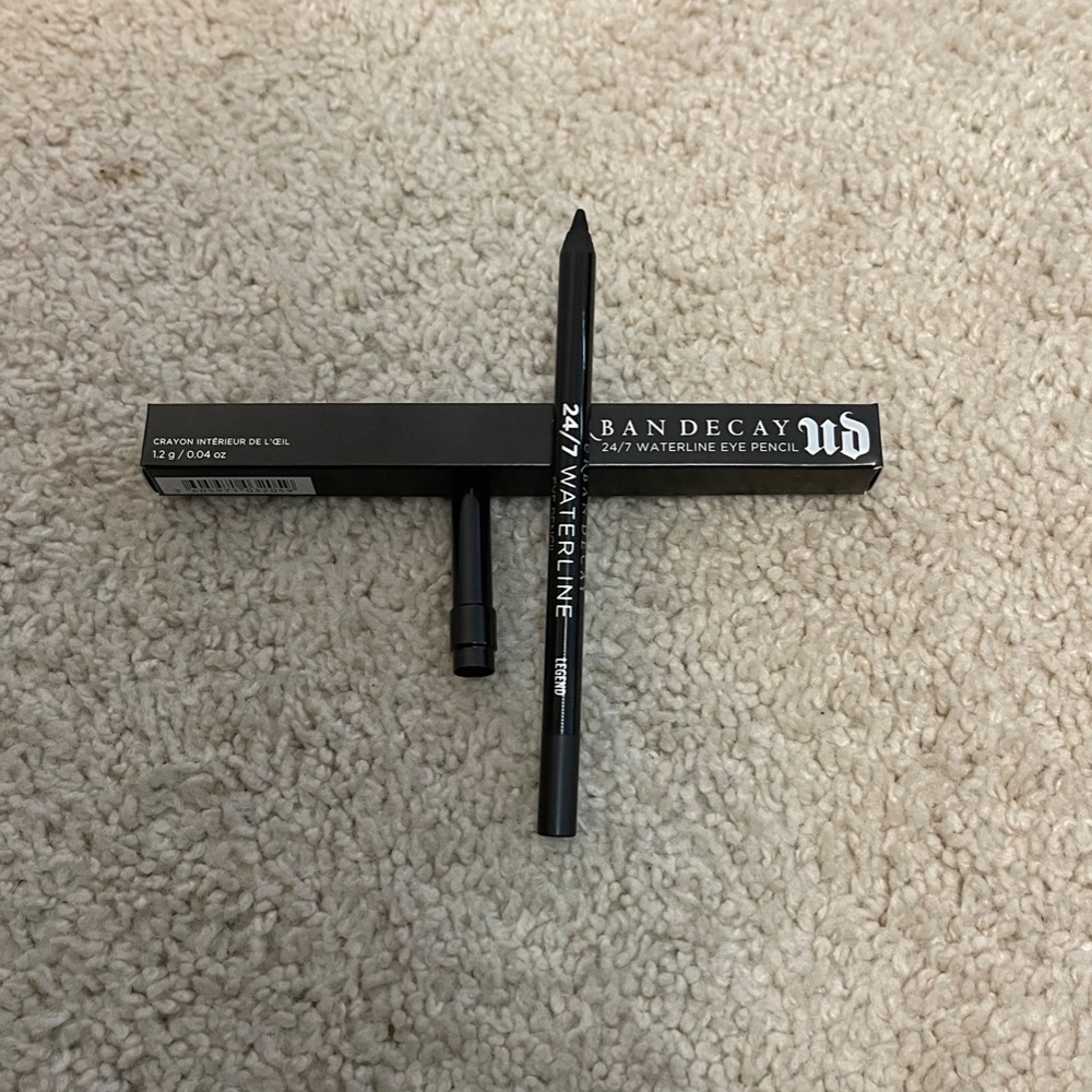 NIB UD Urban Decay 24/7 Glide-On eye Pencil Legend - Picture 3 of 3